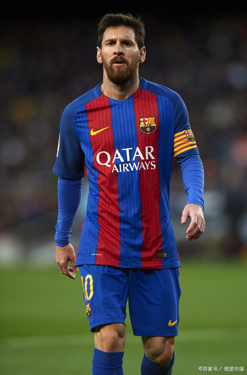 梅西重返赛场，刷新纪录首场状态出色，中国队观众沸腾！