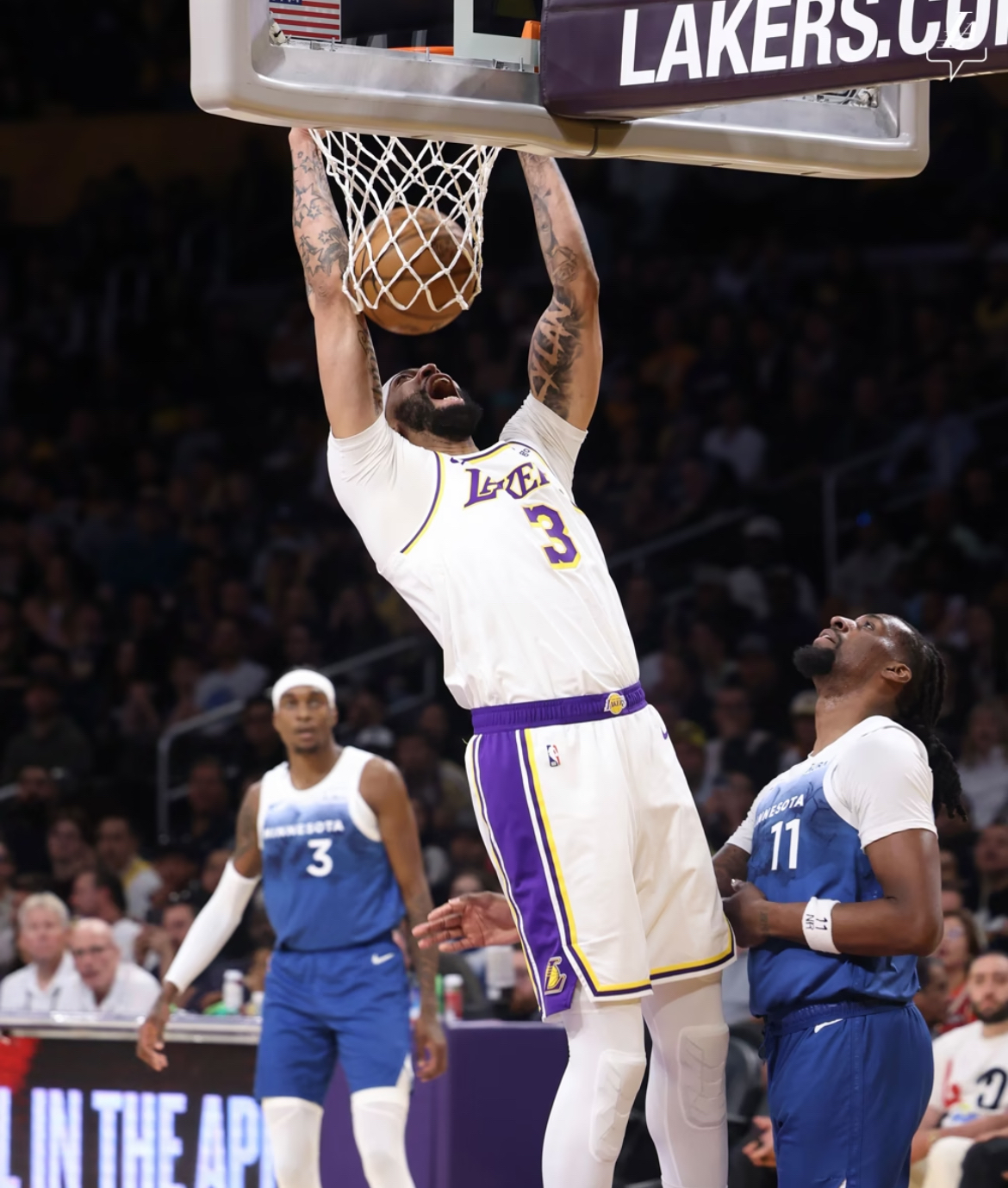 乐鱼中国体育关于大比分获胜引发热议！，浓眉哥在掘金比赛中锐不可当热度持续攀升的信息